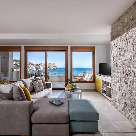 Beachfront Yellow Apt-Ligaria Beach Экстерьер фото