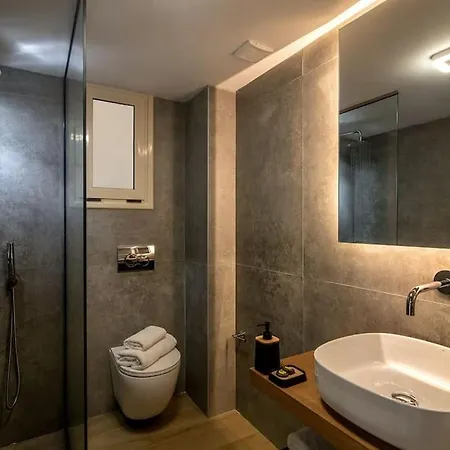 Beachfront Yellow Apt-Ligaria Beach Экстерьер фото