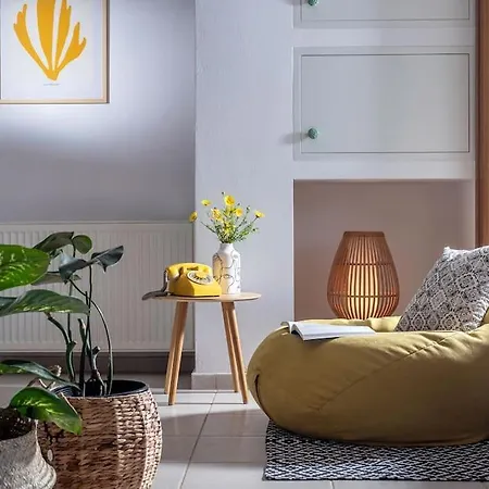 Beachfront Yellow Apt-Ligaria Beach Экстерьер фото